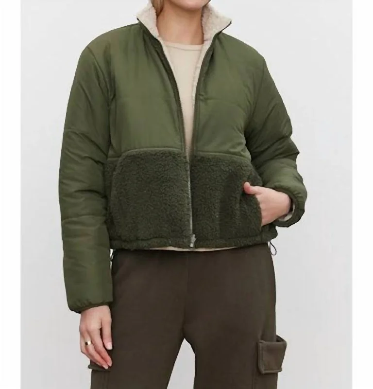 Tasha Reversible Puffer Sherpa Jacket In Army